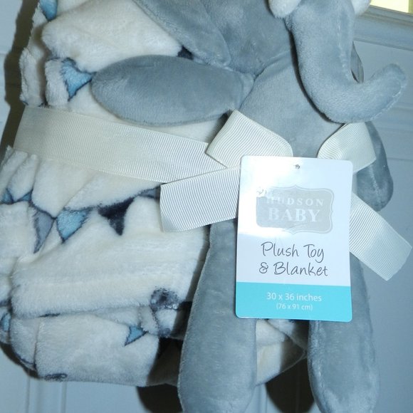 Hudson Baby Infant Elephant Gift Set Toy & Matching Baby Blanket NEW/NWT! - Picture 6 of 11